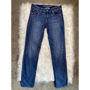 Women's American Eagle Skinny Jean: 4